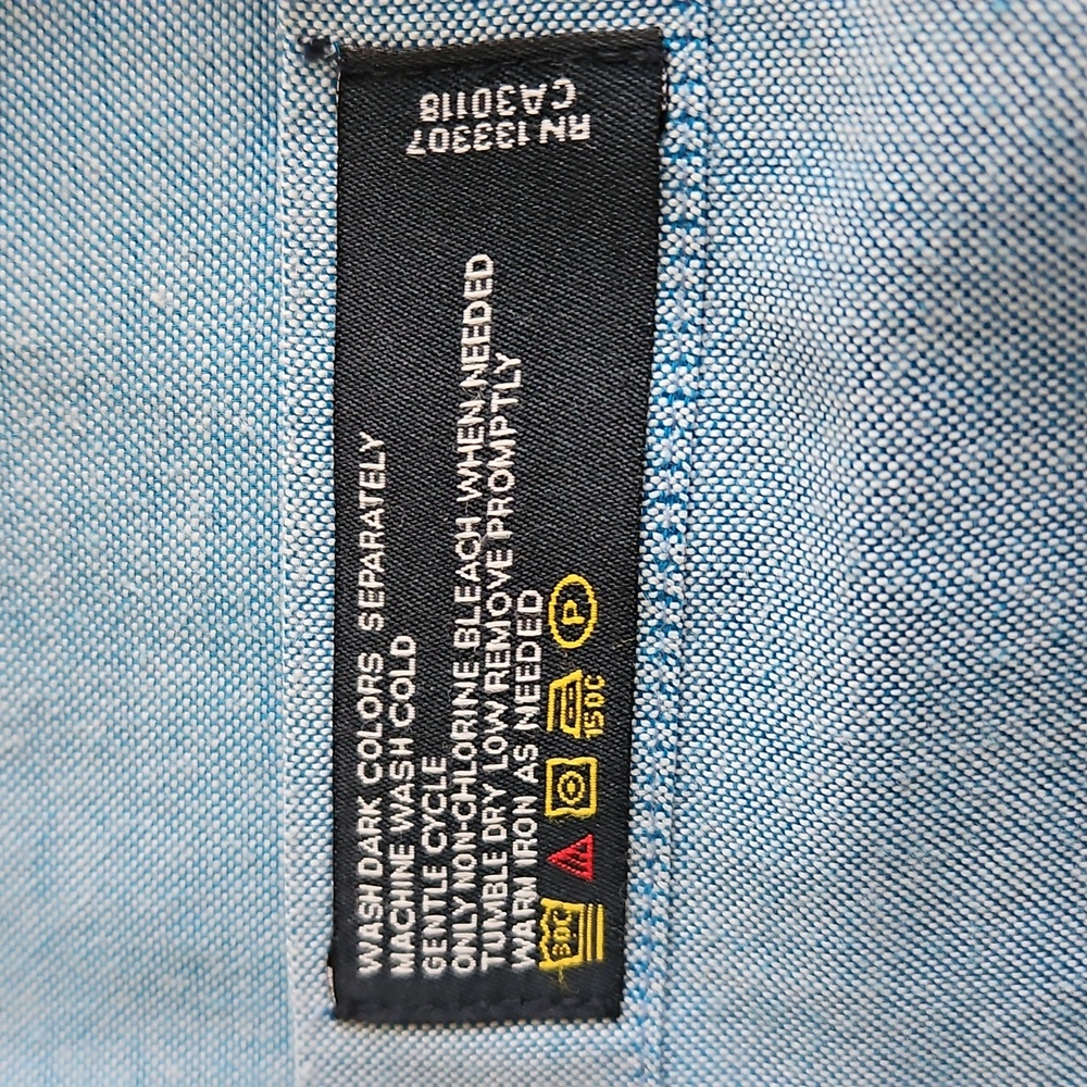 Vintage Nautica Button-Down Shirt Medium - Picture 7 of 8